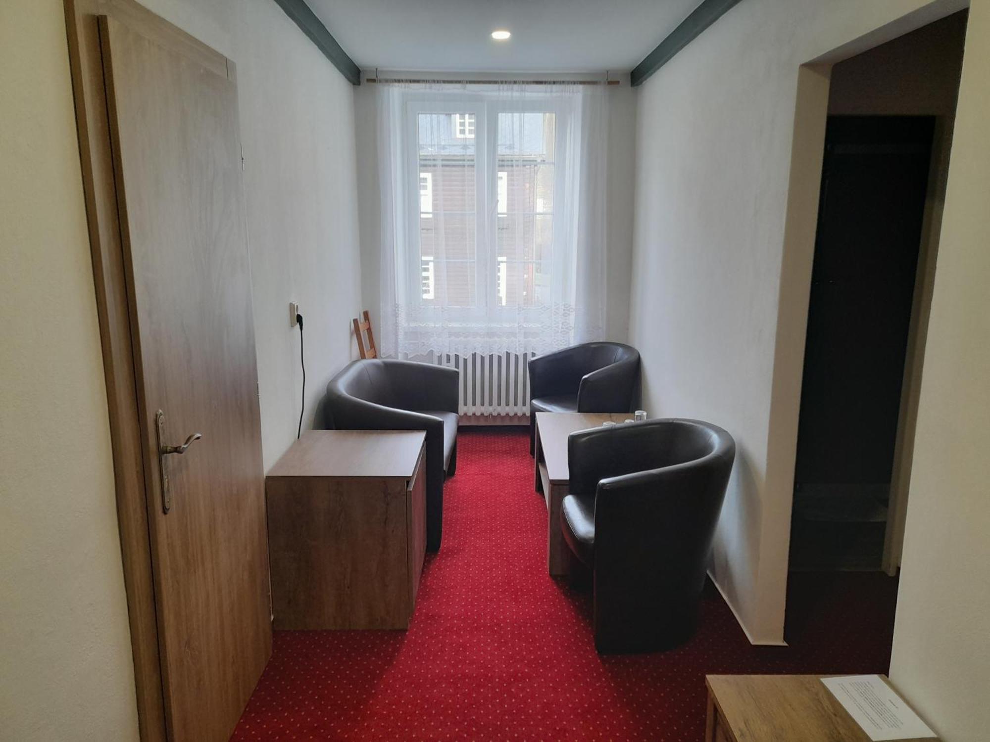 Hotel Dzban 卡尔洛瓦斯图丹卡 外观 照片